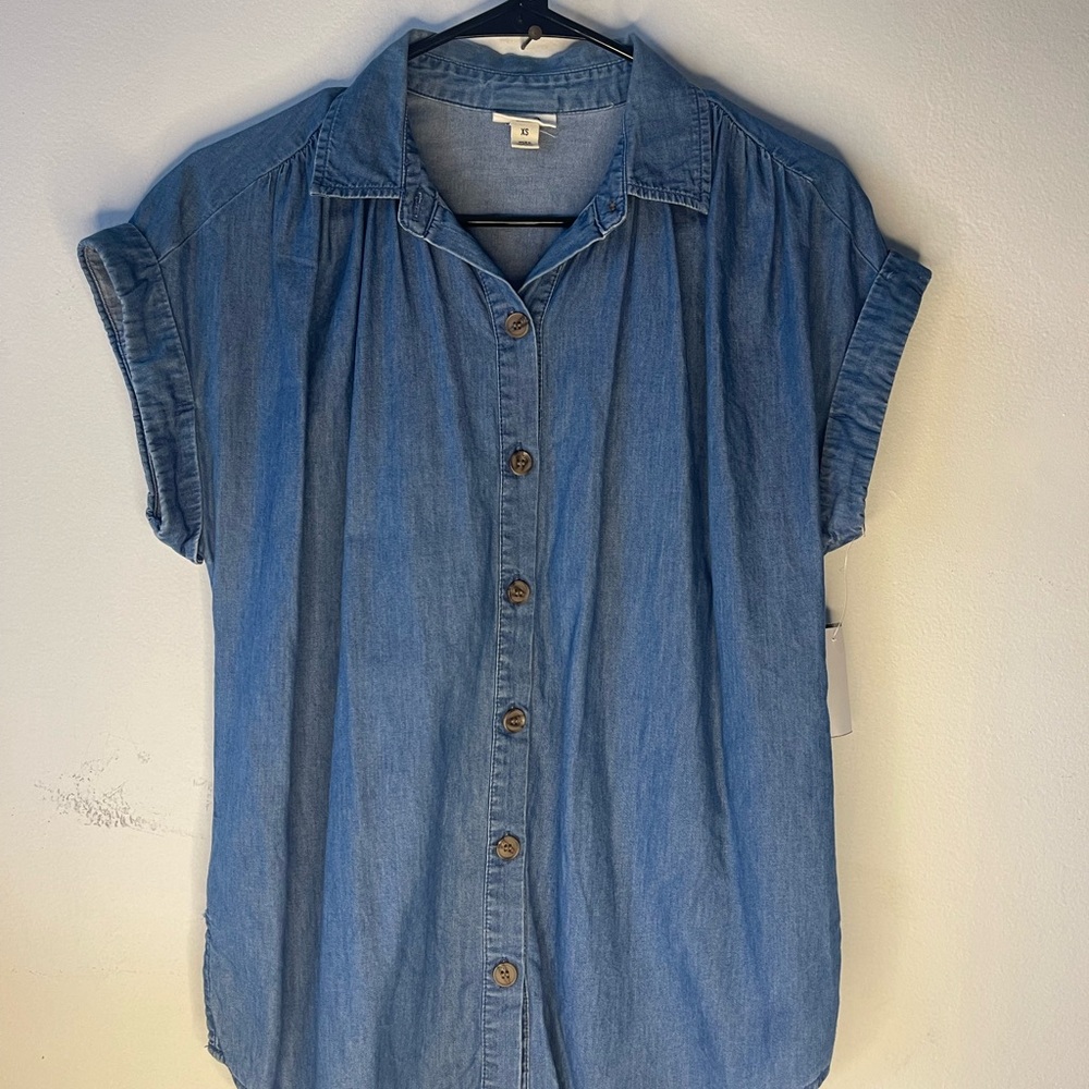 Ana Denim Shirt in Light Blue